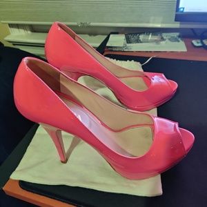 Prada Vernice Fuxia Heels